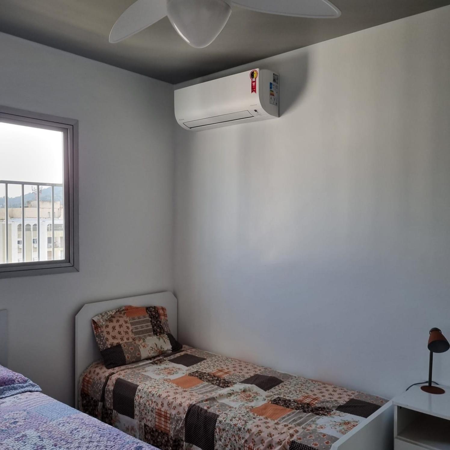 Apartamento Quadra Da Praia - Pitangueiras גוארויה מראה חיצוני תמונה